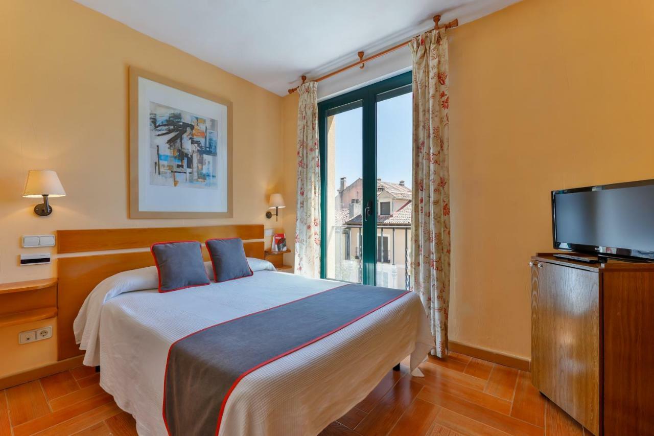 Valsain Casa Rural La Chata By Vivere Stays מראה חיצוני תמונה